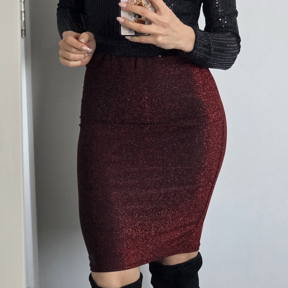 VESTIDOS Burgundy Pencil Glitter Skirt